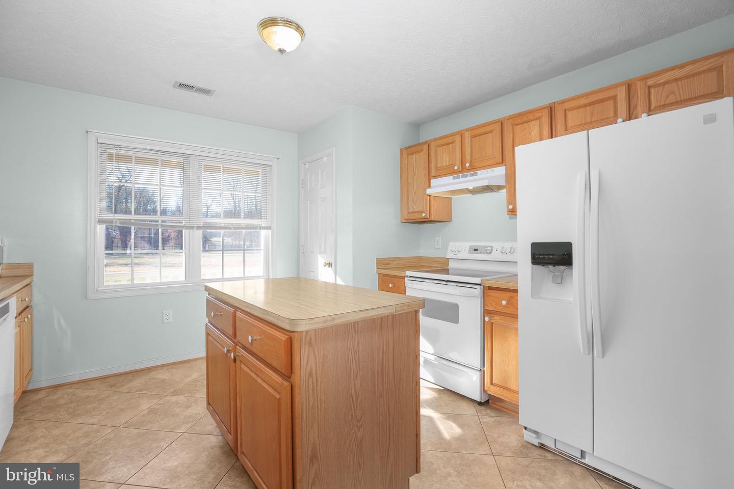 14671 DEEPWOOD LN, NOKESVILLE, Virginia 20181, 3 Bedrooms Bedrooms, ,2 BathroomsBathrooms,Residential,For sale,14671 DEEPWOOD LN,VAPW2108572 MLS # VAPW2108572