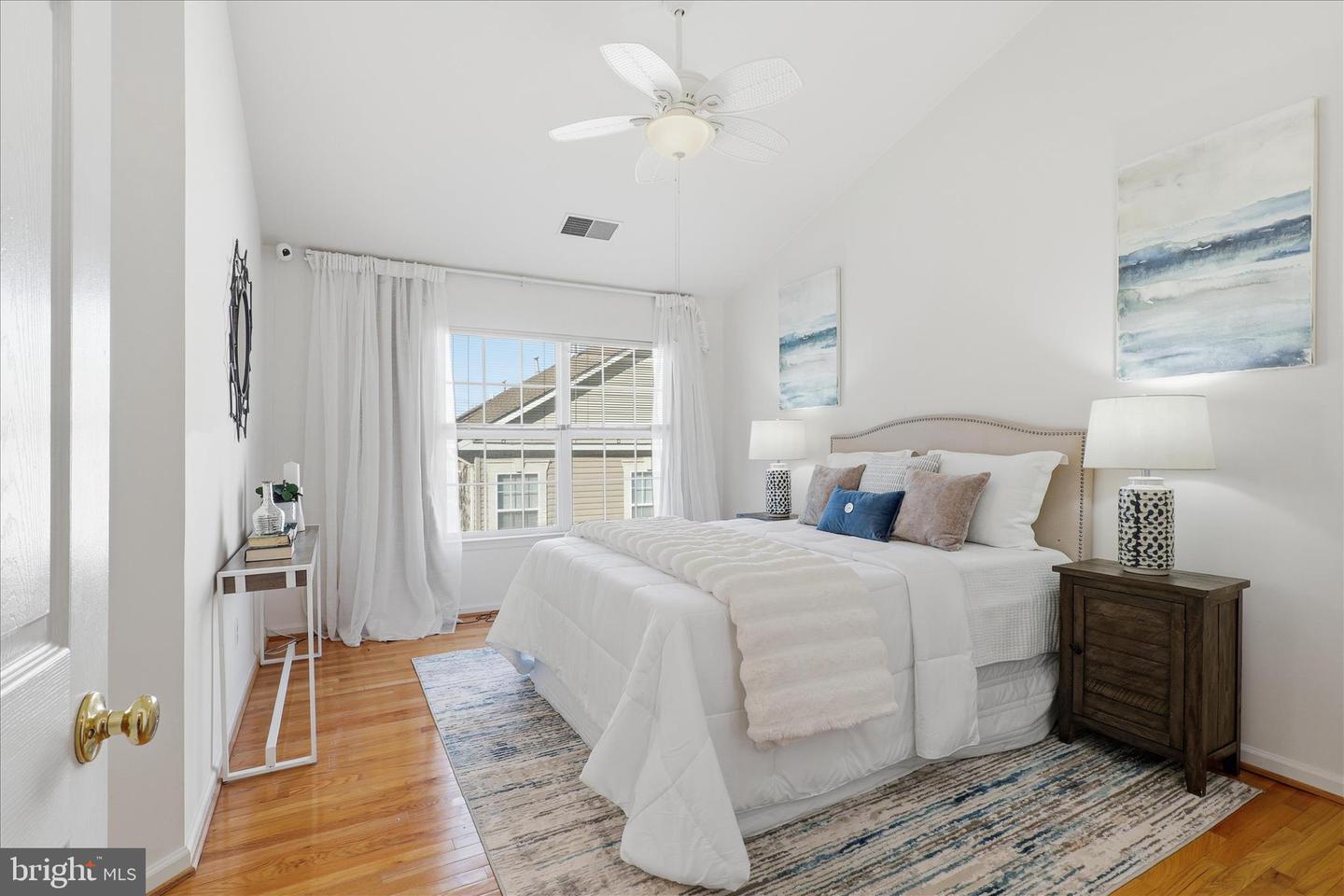 4126 GROVER GLEN CT, FAIRFAX, Virginia 22030, 3 Bedrooms Bedrooms, ,3 BathroomsBathrooms,Residential,For sale,4126 GROVER GLEN CT,VAFX2281316 MLS # VAFX2281316