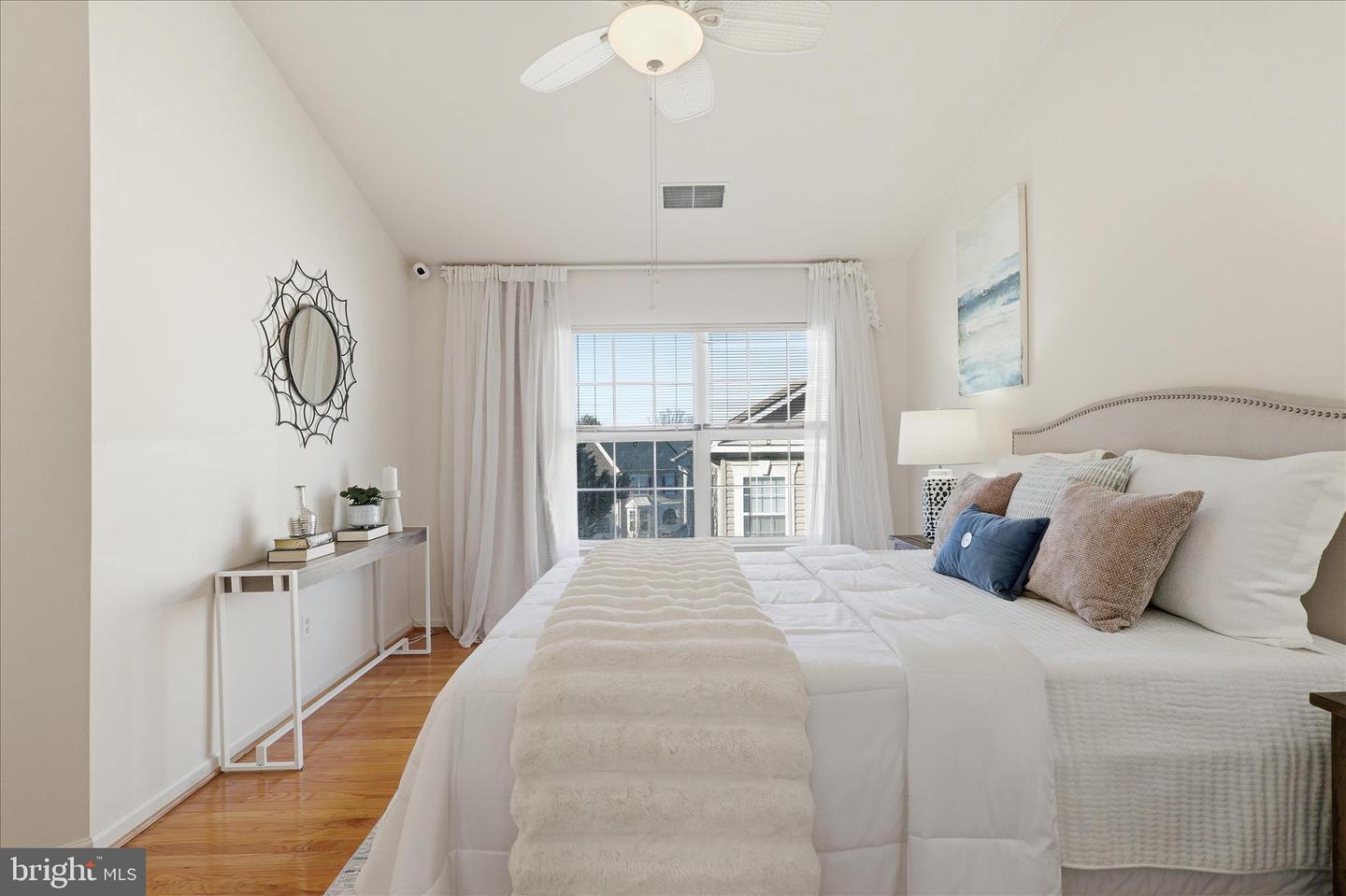 4126 GROVER GLEN CT, FAIRFAX, Virginia 22030, 3 Bedrooms Bedrooms, ,3 BathroomsBathrooms,Residential,For sale,4126 GROVER GLEN CT,VAFX2281316 MLS # VAFX2281316