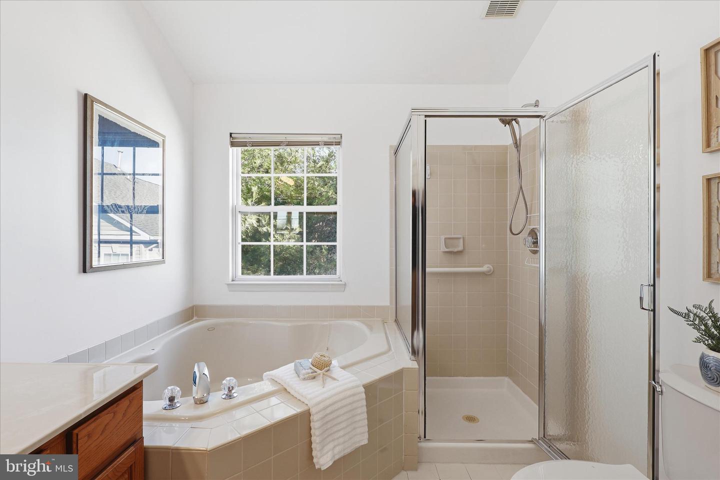 4126 GROVER GLEN CT, FAIRFAX, Virginia 22030, 3 Bedrooms Bedrooms, ,3 BathroomsBathrooms,Residential,For sale,4126 GROVER GLEN CT,VAFX2281316 MLS # VAFX2281316