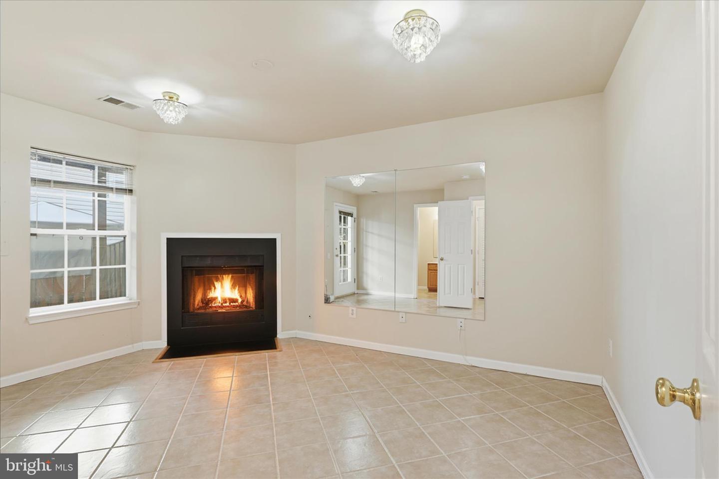 4126 GROVER GLEN CT, FAIRFAX, Virginia 22030, 3 Bedrooms Bedrooms, ,3 BathroomsBathrooms,Residential,For sale,4126 GROVER GLEN CT,VAFX2281316 MLS # VAFX2281316