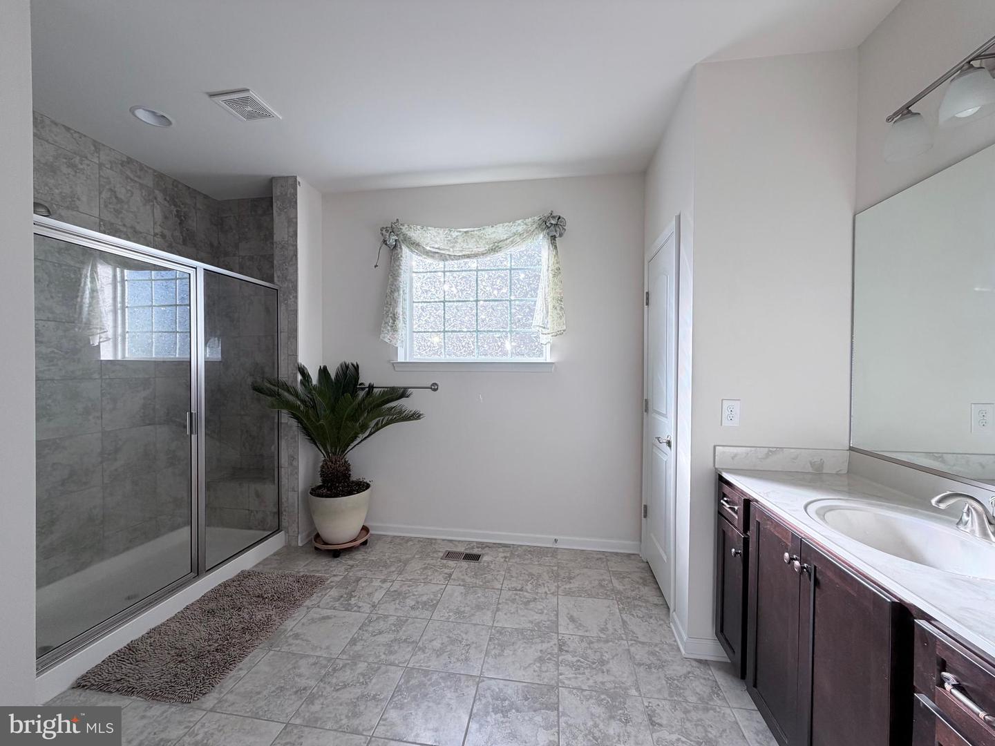 19 CAPRI CT, STAFFORD, Virginia 22554, 4 Bedrooms Bedrooms, ,3 BathroomsBathrooms,Residential,For sale,19 CAPRI CT,VAST2044540 MLS # VAST2044540