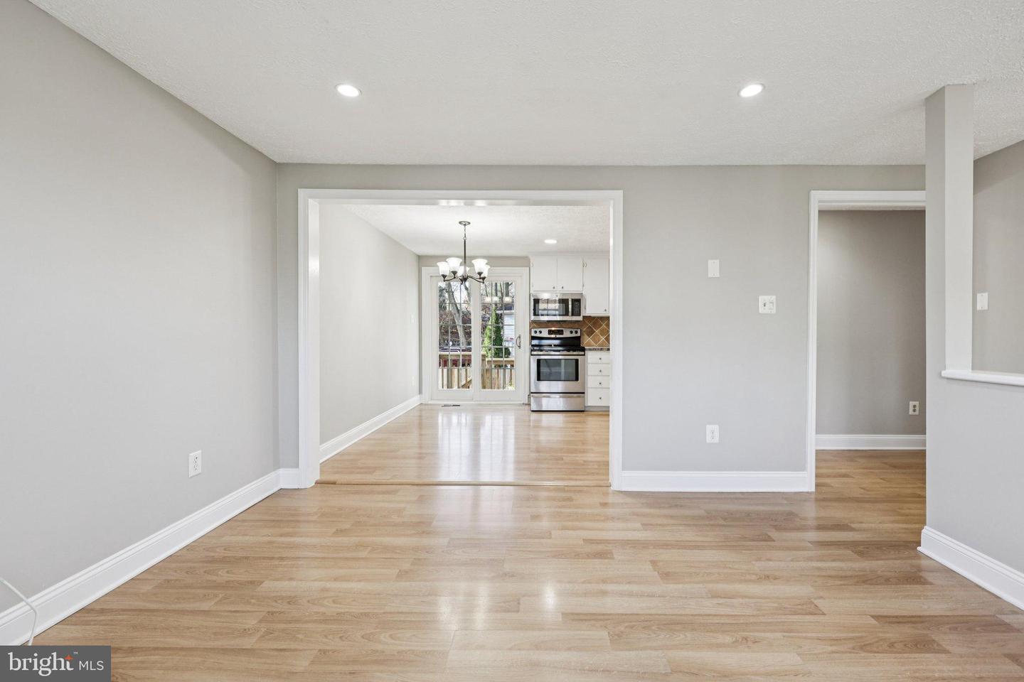 546 ROCKBRIDGE DR SE, LEESBURG, Virginia 20175, 4 Bedrooms Bedrooms, ,2 BathroomsBathrooms,Residential,For sale,546 ROCKBRIDGE DR SE,VALO2111934 MLS # VALO2111934