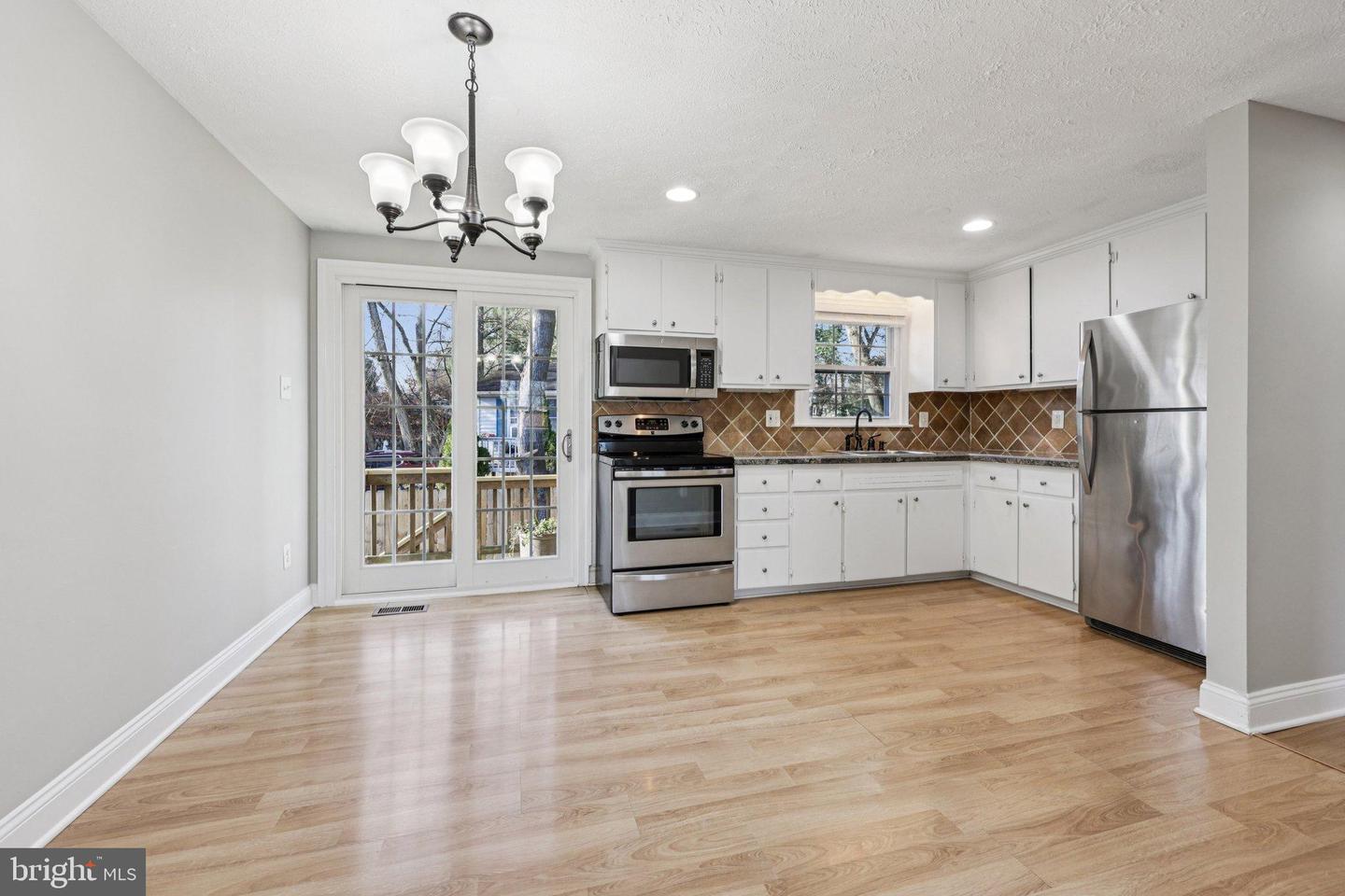 546 ROCKBRIDGE DR SE, LEESBURG, Virginia 20175, 4 Bedrooms Bedrooms, ,2 BathroomsBathrooms,Residential,For sale,546 ROCKBRIDGE DR SE,VALO2111934 MLS # VALO2111934