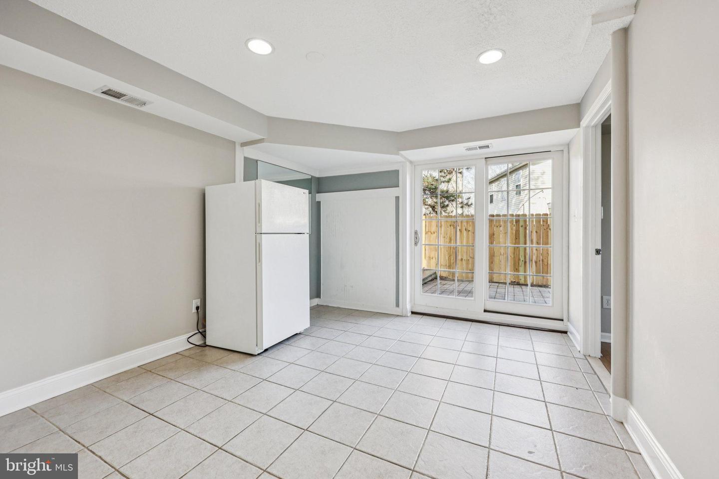 546 ROCKBRIDGE DR SE, LEESBURG, Virginia 20175, 4 Bedrooms Bedrooms, ,2 BathroomsBathrooms,Residential,For sale,546 ROCKBRIDGE DR SE,VALO2111934 MLS # VALO2111934