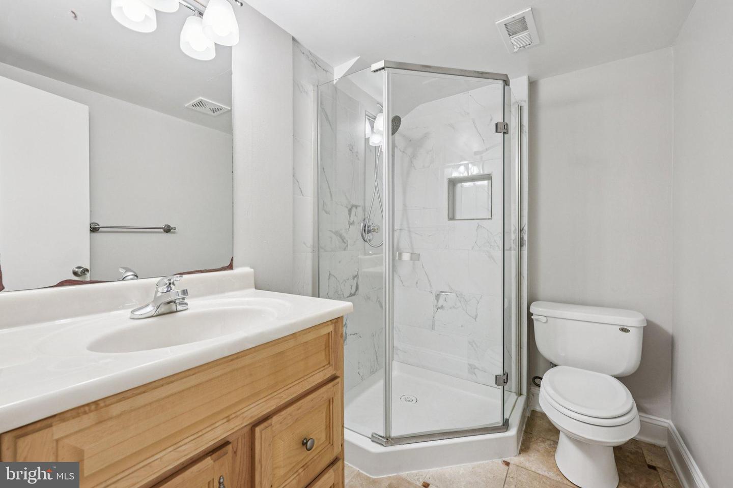 546 ROCKBRIDGE DR SE, LEESBURG, Virginia 20175, 4 Bedrooms Bedrooms, ,2 BathroomsBathrooms,Residential,For sale,546 ROCKBRIDGE DR SE,VALO2111934 MLS # VALO2111934