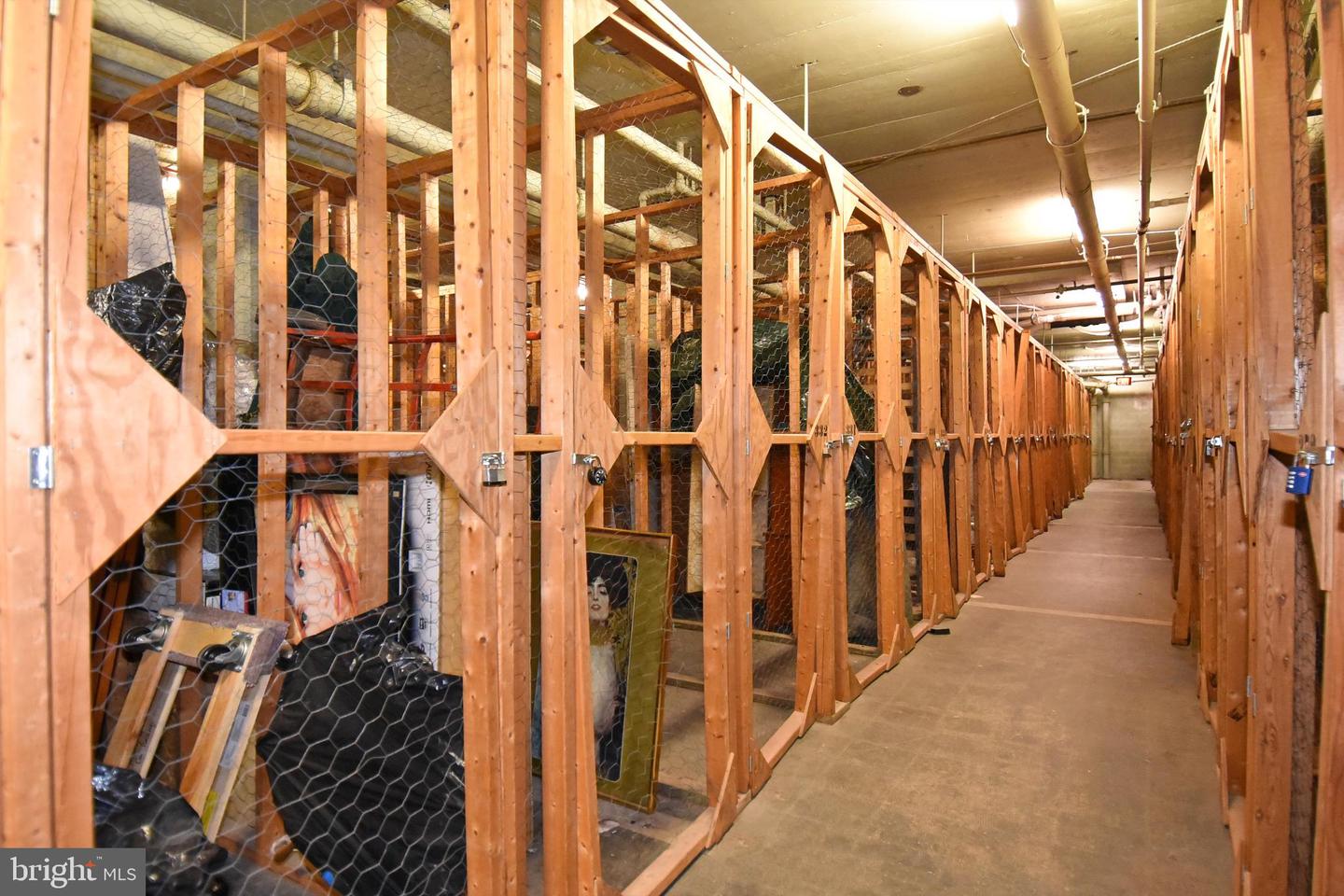 1111 ARLINGTON BLVD #905, ARLINGTON, Virginia 22209, 1 Bedroom Bedrooms, 2 Rooms Rooms,1 BathroomBathrooms,Residential,For sale,1111 ARLINGTON BLVD #905,VAAR2066592 MLS # VAAR2066592