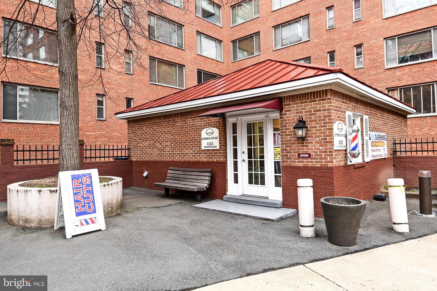 1111 ARLINGTON BLVD #905, ARLINGTON, Virginia 22209, 1 Bedroom Bedrooms, 2 Rooms Rooms,1 BathroomBathrooms,Residential,For sale,1111 ARLINGTON BLVD #905,VAAR2066592 MLS # VAAR2066592