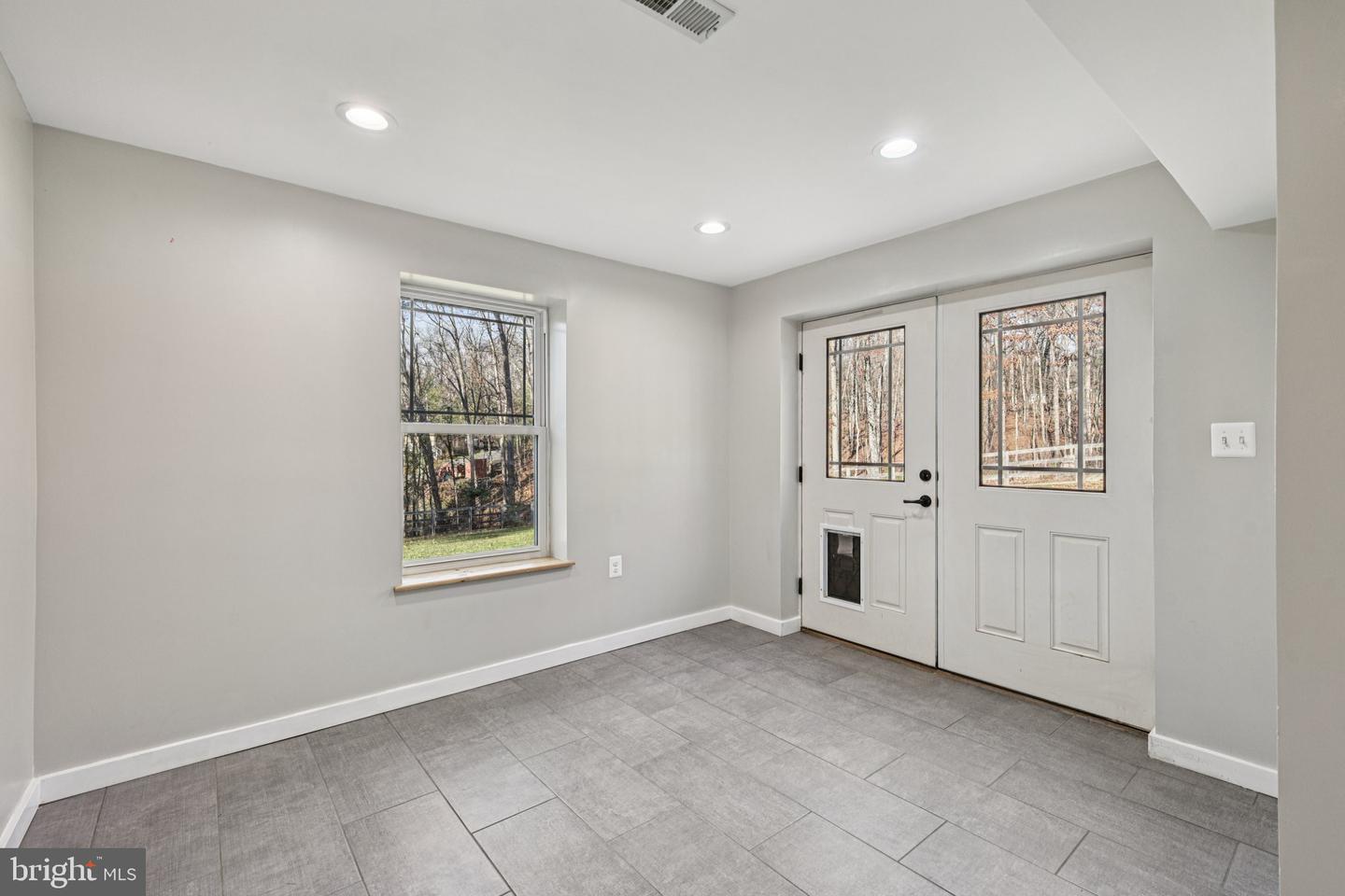 3289 RIVERMONT DR, FRONT ROYAL, Virginia 22630, 5 Bedrooms Bedrooms, ,3 BathroomsBathrooms,Residential,For sale,3289 RIVERMONT DR,VAWR2012886 MLS # VAWR2012886 3289 RIVERMONT DR, FRONT ROYAL, Virginia 22630, 5 Bedrooms Bedrooms, ,3 BathroomsBathrooms,Residential,For sale,3289 RIVERMONT DR,VAWR2012886 MLS # VAWR2012886