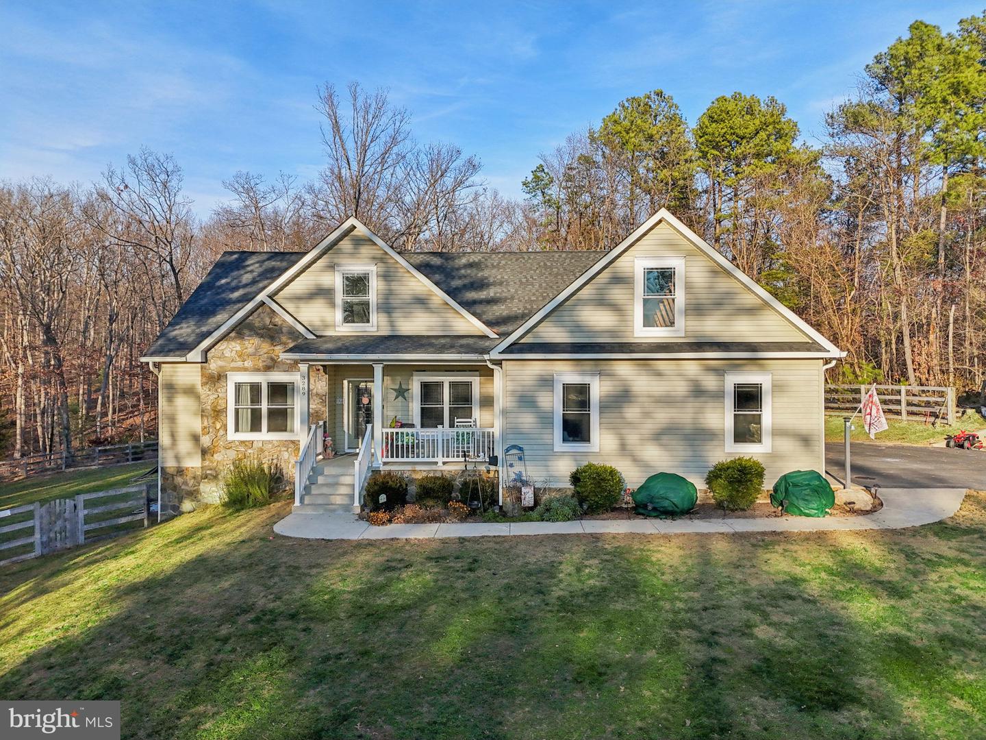 3289 RIVERMONT DR, FRONT ROYAL, Virginia 22630, 5 Bedrooms Bedrooms, ,3 BathroomsBathrooms,Residential,For sale,3289 RIVERMONT DR,VAWR2012886 MLS # VAWR2012886 3289 RIVERMONT DR, FRONT ROYAL, Virginia 22630, 5 Bedrooms Bedrooms, ,3 BathroomsBathrooms,Residential,For sale,3289 RIVERMONT DR,VAWR2012886 MLS # VAWR2012886