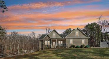 3289 RIVERMONT DR, FRONT ROYAL, Virginia 22630, 5 Bedrooms Bedrooms, ,3 BathroomsBathrooms,Residential,For sale,3289 RIVERMONT DR,VAWR2012886 MLS # VAWR2012886