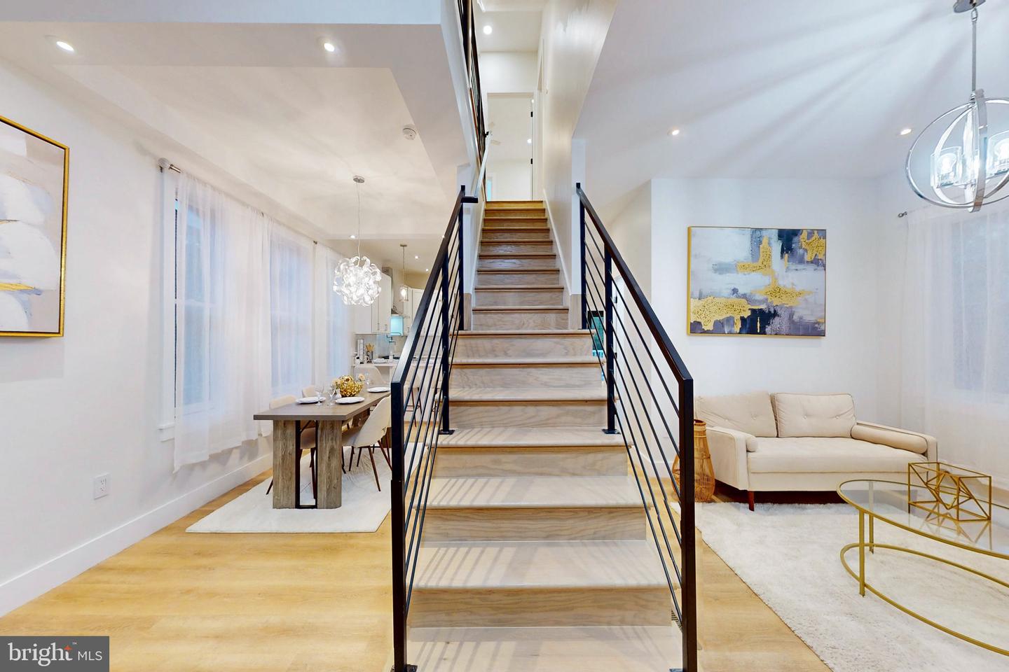 2806 FRANKLIN ST NE, WASHINGTON, District Of Columbia 20018, 6 Bedrooms Bedrooms, ,5 BathroomsBathrooms,Residential,For sale,2806 FRANKLIN ST NE,DCDC2233770 MLS # DCDC2233770