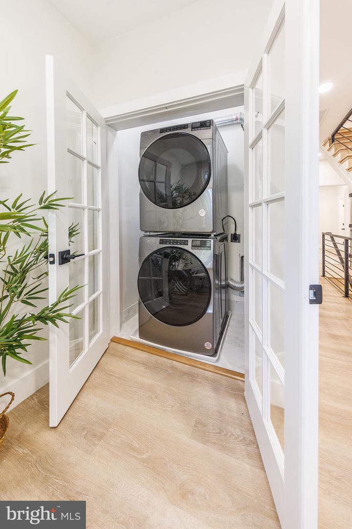 2806 FRANKLIN ST NE, WASHINGTON, District Of Columbia 20018, 6 Bedrooms Bedrooms, ,5 BathroomsBathrooms,Residential,For sale,2806 FRANKLIN ST NE,DCDC2233770 MLS # DCDC2233770