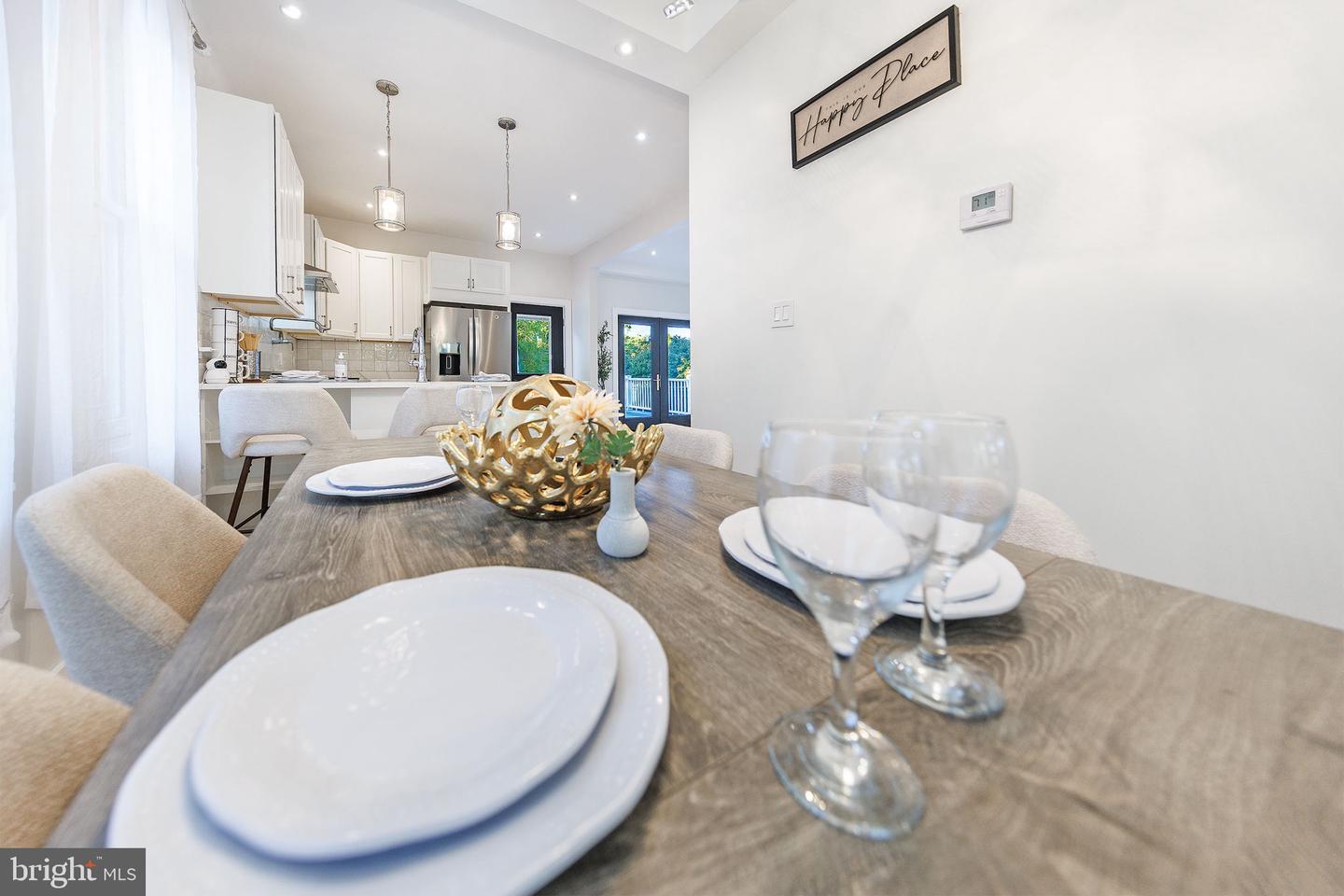 2806 FRANKLIN ST NE, WASHINGTON, District Of Columbia 20018, 6 Bedrooms Bedrooms, ,5 BathroomsBathrooms,Residential,For sale,2806 FRANKLIN ST NE,DCDC2233770 MLS # DCDC2233770