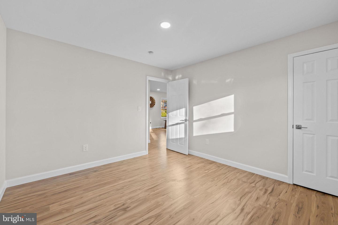 4405 LAUREL RD, ALEXANDRIA, Virginia 22309, 4 Bedrooms Bedrooms, ,3 BathroomsBathrooms,Residential,For sale,4405 LAUREL RD,VAFX2281384 MLS # VAFX2281384