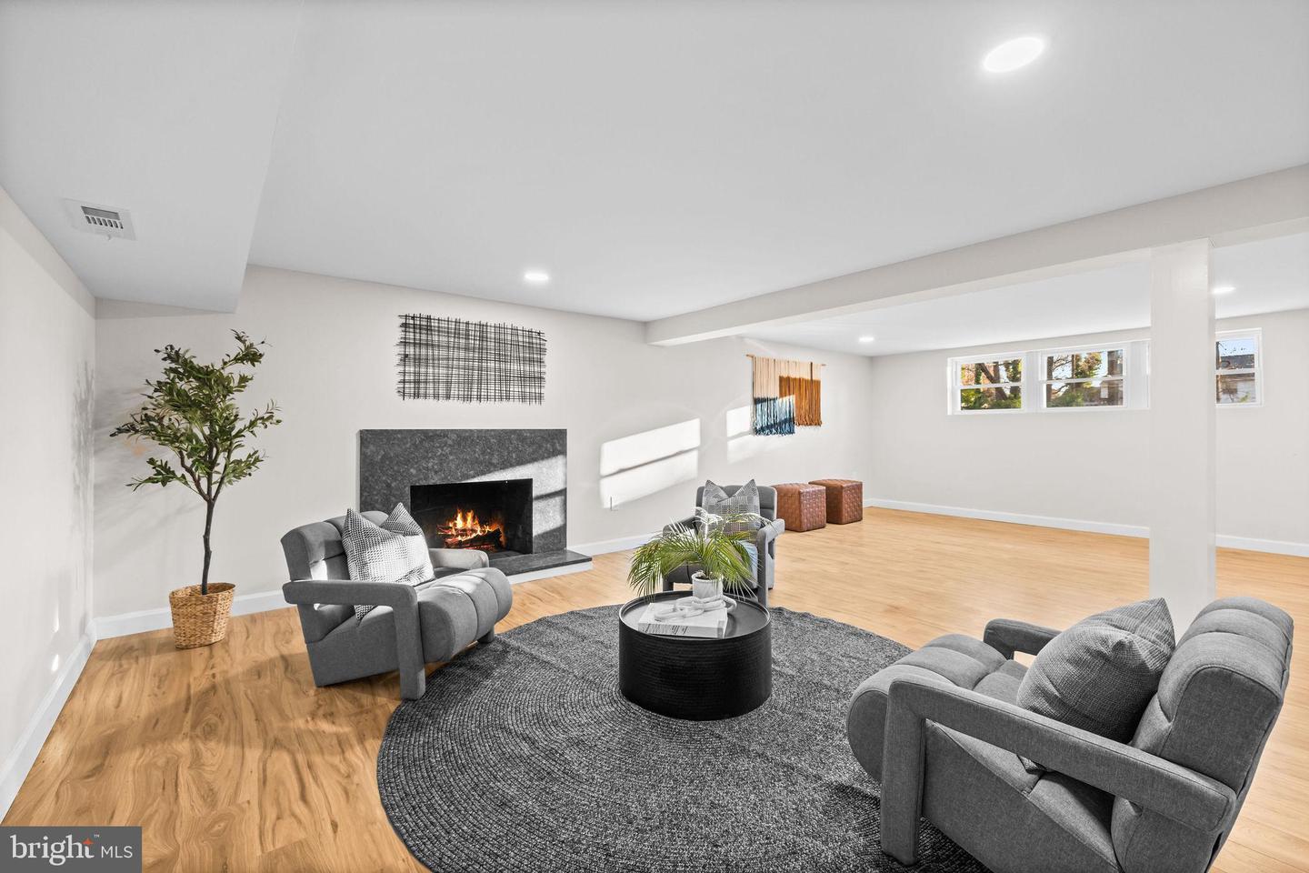 4405 LAUREL RD, ALEXANDRIA, Virginia 22309, 4 Bedrooms Bedrooms, ,3 BathroomsBathrooms,Residential,For sale,4405 LAUREL RD,VAFX2281384 MLS # VAFX2281384