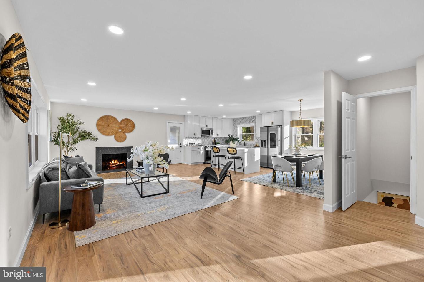 4405 LAUREL RD, ALEXANDRIA, Virginia 22309, 4 Bedrooms Bedrooms, ,3 BathroomsBathrooms,Residential,For sale,4405 LAUREL RD,VAFX2281384 MLS # VAFX2281384