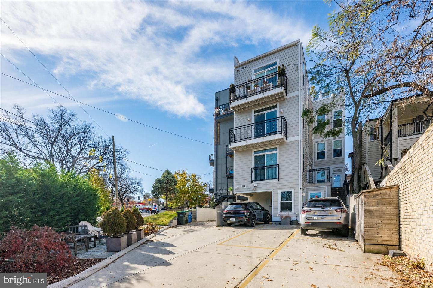 5105 CONNECTICUT AVE NW #3, WASHINGTON, District Of Columbia 20008, 2 Bedrooms Bedrooms, ,2 BathroomsBathrooms,Residential,For sale,5105 CONNECTICUT AVE NW #3,DCDC2233778 MLS # DCDC2233778