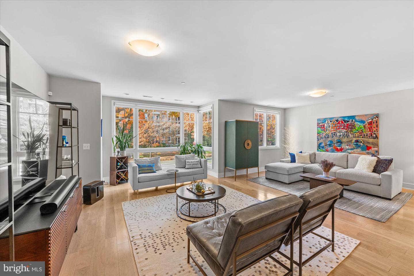5105 CONNECTICUT AVE NW #3, WASHINGTON, District Of Columbia 20008, 2 Bedrooms Bedrooms, ,2 BathroomsBathrooms,Residential,For sale,5105 CONNECTICUT AVE NW #3,DCDC2233778 MLS # DCDC2233778