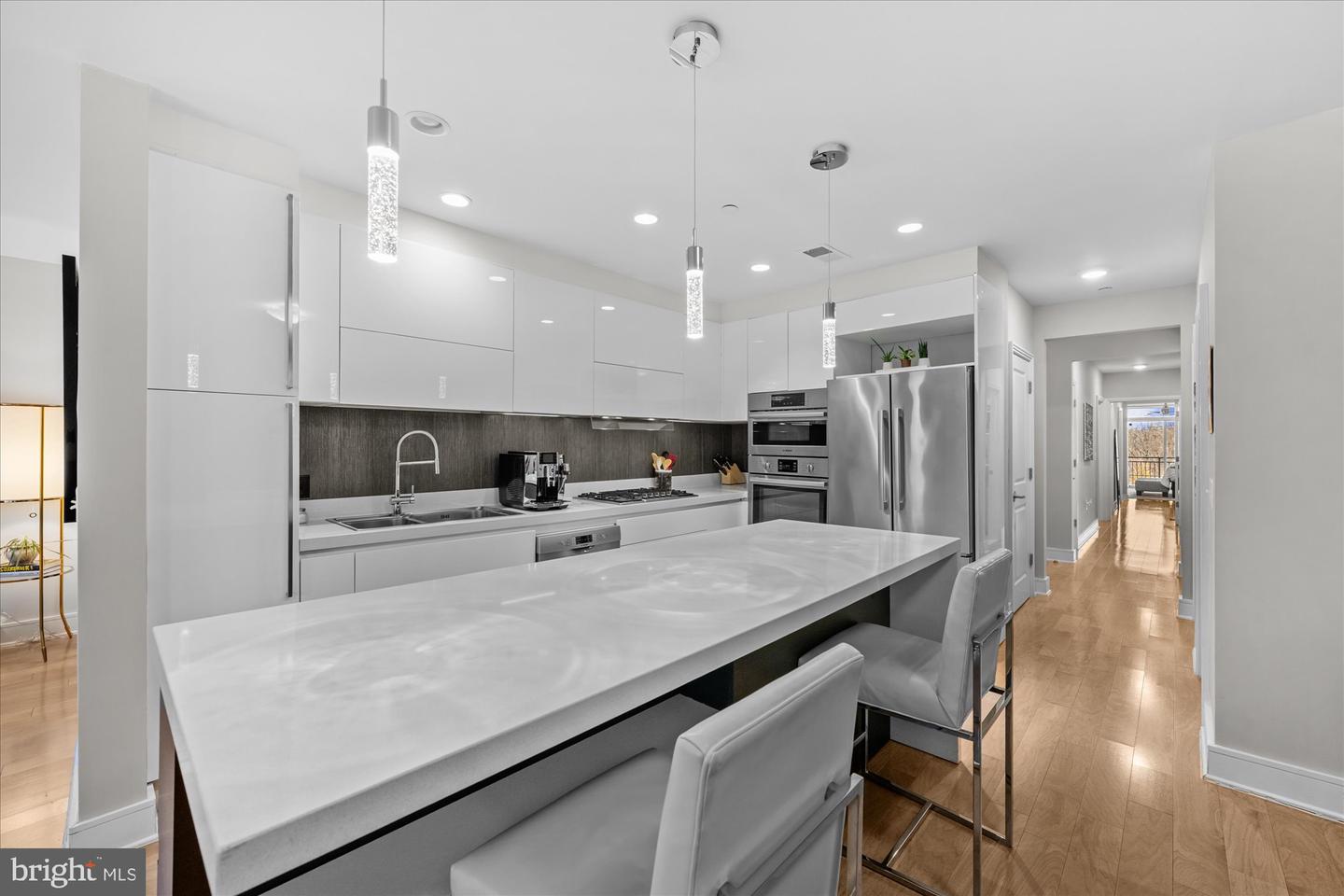 5105 CONNECTICUT AVE NW #3, WASHINGTON, District Of Columbia 20008, 2 Bedrooms Bedrooms, ,2 BathroomsBathrooms,Residential,For sale,5105 CONNECTICUT AVE NW #3,DCDC2233778 MLS # DCDC2233778