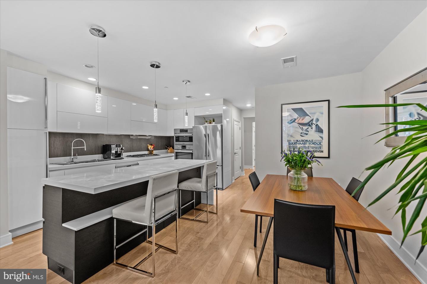 5105 CONNECTICUT AVE NW #3, WASHINGTON, District Of Columbia 20008, 2 Bedrooms Bedrooms, ,2 BathroomsBathrooms,Residential,For sale,5105 CONNECTICUT AVE NW #3,DCDC2233778 MLS # DCDC2233778