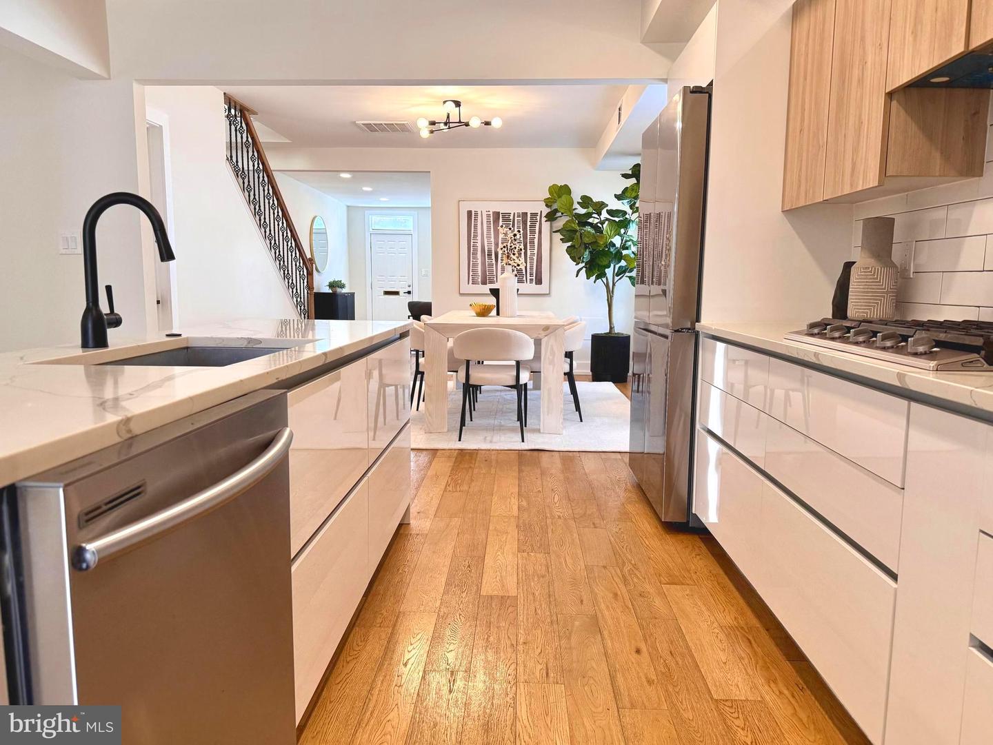 310 S ALFRED ST, ALEXANDRIA, Virginia 22314, 4 Bedrooms Bedrooms, ,3 BathroomsBathrooms,Residential,For sale,310 S ALFRED ST,VAAX2052172 MLS # VAAX2052172 310 S ALFRED ST, ALEXANDRIA, Virginia 22314, 4 Bedrooms Bedrooms, ,3 BathroomsBathrooms,Residential,For sale,310 S ALFRED ST,VAAX2052172 MLS # VAAX2052172