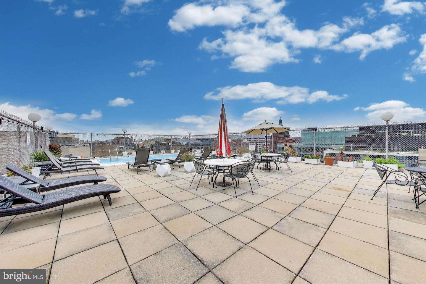 1325 18TH ST NW #1009, WASHINGTON, District Of Columbia 20036, 1 Bedroom Bedrooms, ,1 BathroomBathrooms,Residential,For sale,1325 18TH ST NW #1009,DCDC2233796 MLS # DCDC2233796