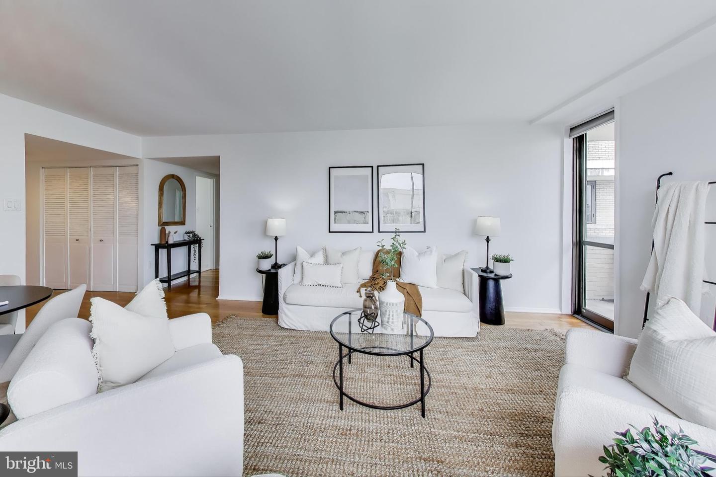 1325 18TH ST NW #1009, WASHINGTON, District Of Columbia 20036, 1 Bedroom Bedrooms, ,1 BathroomBathrooms,Residential,For sale,1325 18TH ST NW #1009,DCDC2233796 MLS # DCDC2233796