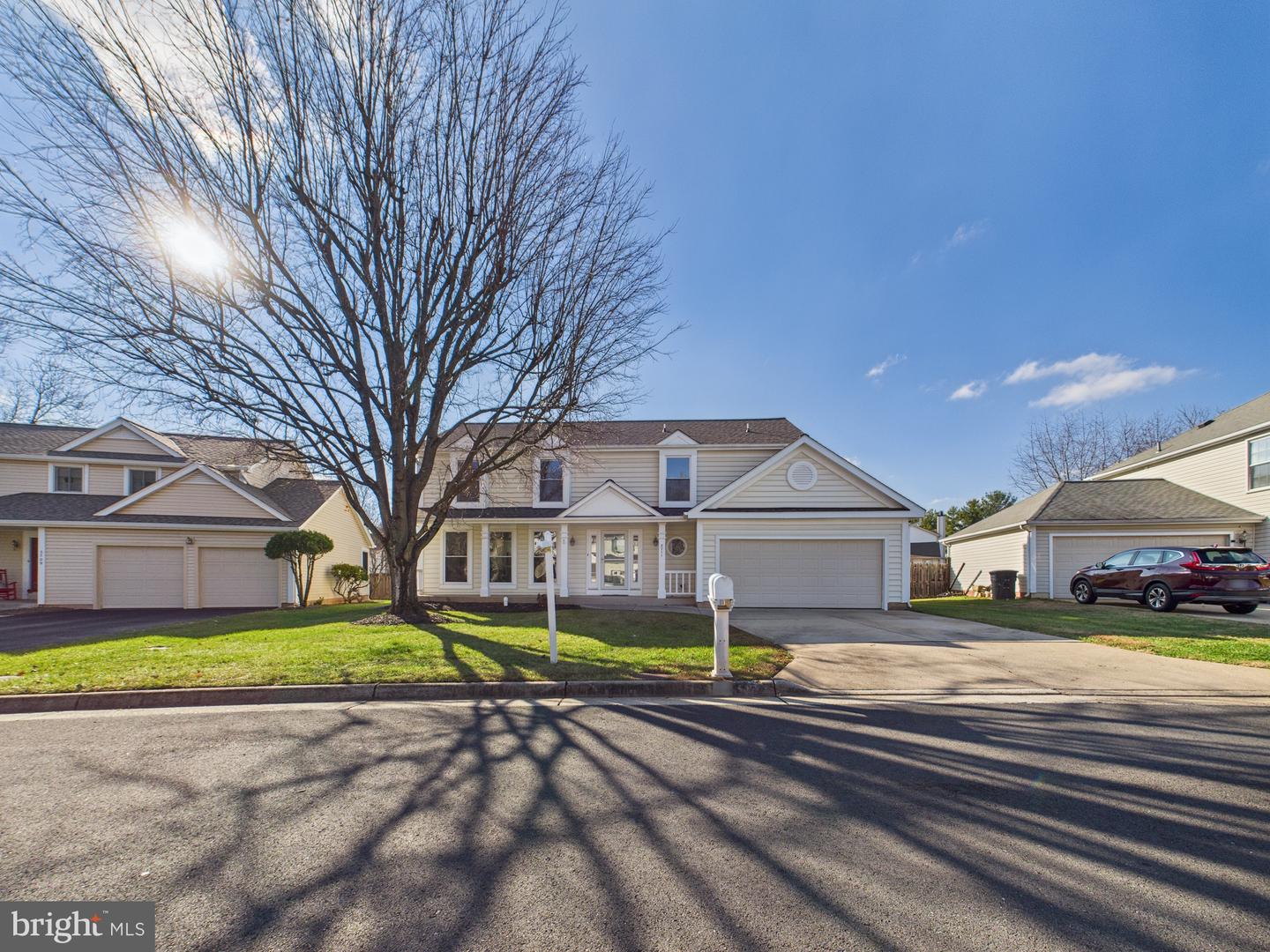 3711 SUMTER CT, FAIRFAX, Virginia 22033, 5 Bedrooms Bedrooms, ,3 BathroomsBathrooms,Residential,For sale,3711 SUMTER CT,VAFX2281424 MLS # VAFX2281424