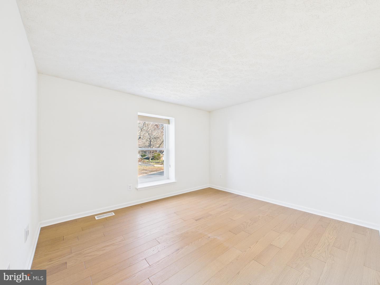 3711 SUMTER CT, FAIRFAX, Virginia 22033, 5 Bedrooms Bedrooms, ,3 BathroomsBathrooms,Residential,For sale,3711 SUMTER CT,VAFX2281424 MLS # VAFX2281424