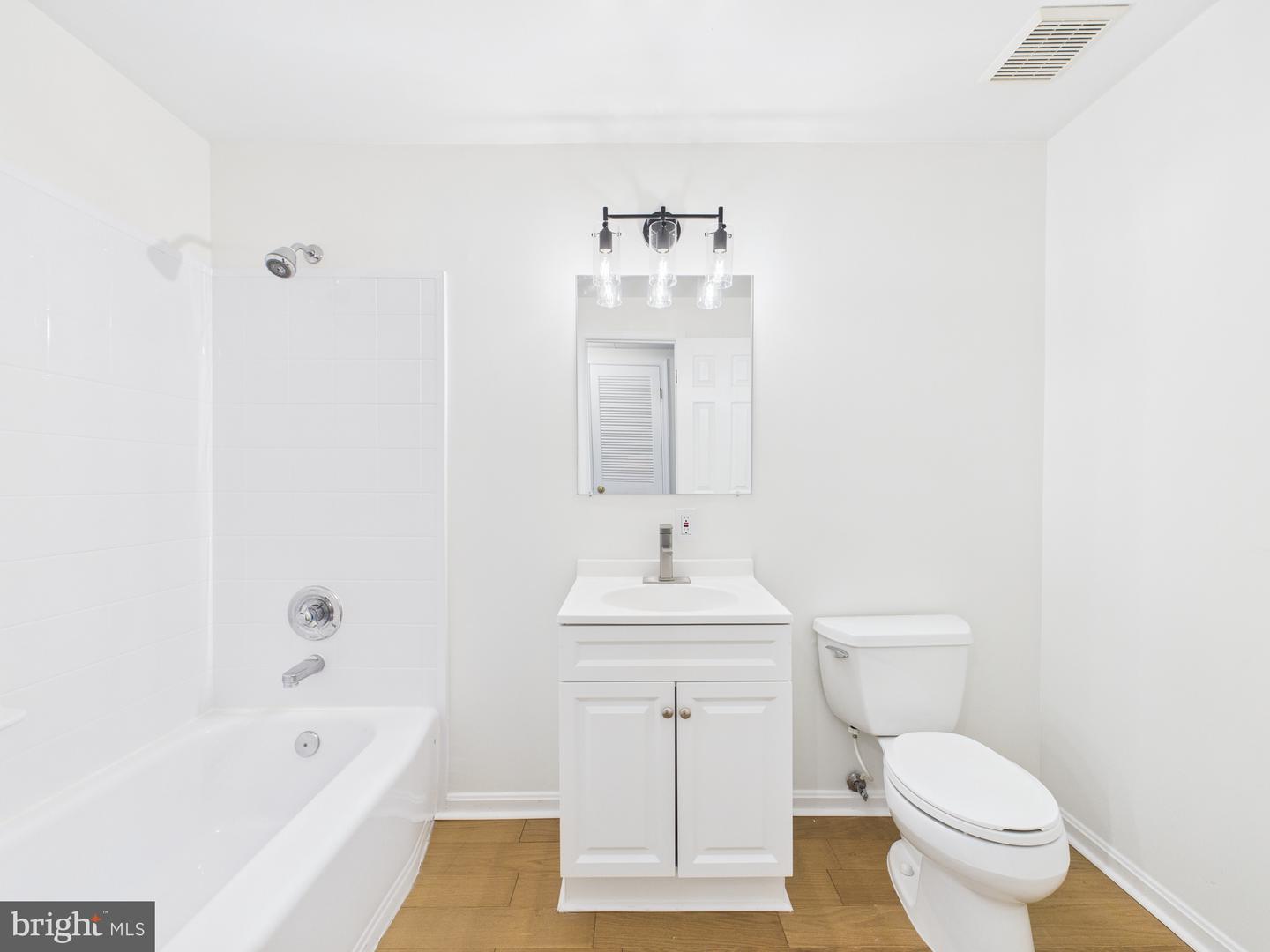 3711 SUMTER CT, FAIRFAX, Virginia 22033, 5 Bedrooms Bedrooms, ,3 BathroomsBathrooms,Residential,For sale,3711 SUMTER CT,VAFX2281424 MLS # VAFX2281424