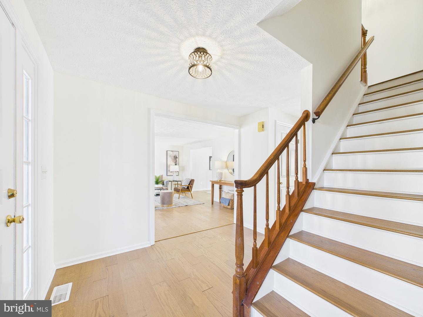 3711 SUMTER CT, FAIRFAX, Virginia 22033, 5 Bedrooms Bedrooms, ,3 BathroomsBathrooms,Residential,For sale,3711 SUMTER CT,VAFX2281424 MLS # VAFX2281424