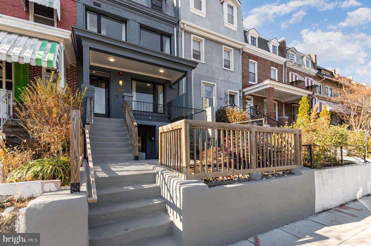 2116 4TH ST NE #A, WASHINGTON, District Of Columbia 20002, 1 Bedroom Bedrooms, ,1 BathroomBathrooms,Residential,For sale,2116 4TH ST NE #A,DCDC2233822 MLS # DCDC2233822