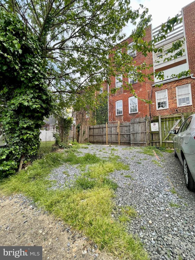 1118 F ST NE, WASHINGTON, District Of Columbia 20002, 8 Bedrooms Bedrooms, 12 Rooms Rooms,7 BathroomsBathrooms,Residential,For sale,1118 F ST NE,DCDC2233824 MLS # DCDC2233824