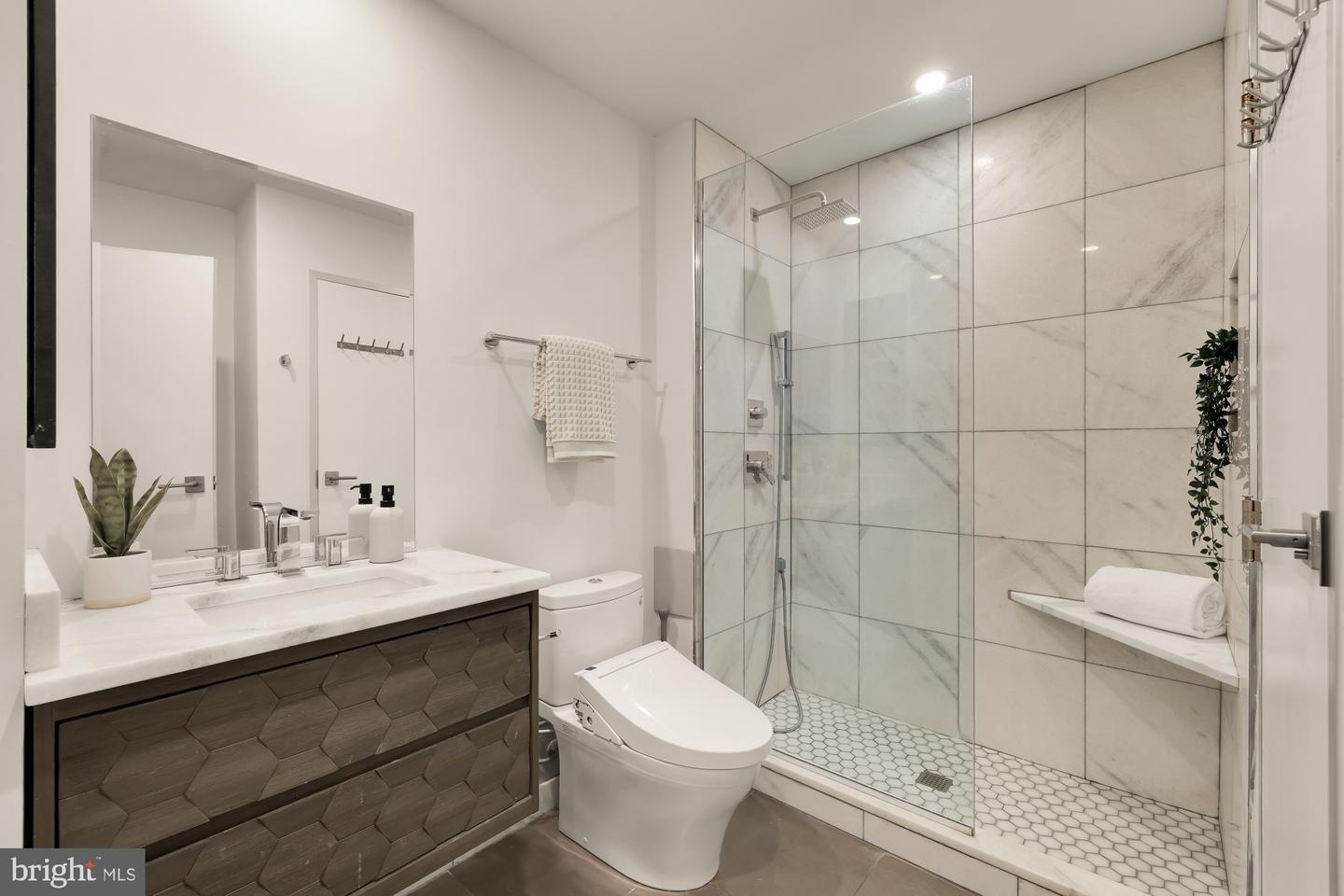 1445 CHURCH ST NW #12, WASHINGTON, District Of Columbia 20005, 1 Bedroom Bedrooms, ,1 BathroomBathrooms,Residential,For sale,1445 CHURCH ST NW #12,DCDC2233826 MLS # DCDC2233826