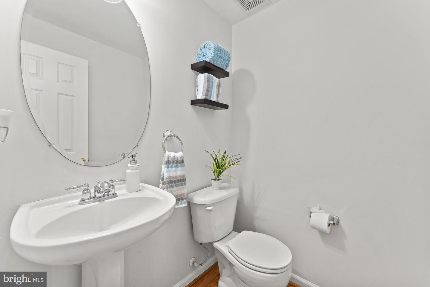 1408 WILCOX AVE, FREDERICKSBURG, Virginia 22401, 4 Bedrooms Bedrooms, ,3 BathroomsBathrooms,Residential,For sale,1408 WILCOX AVE,VAFB2009372 MLS # VAFB2009372