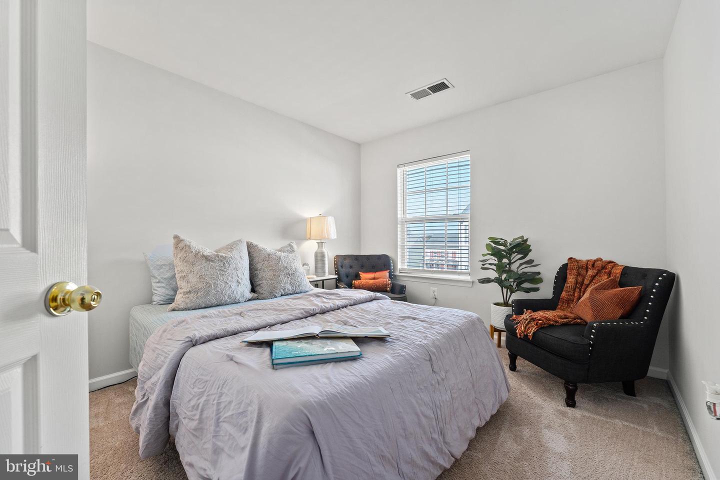 1408 WILCOX AVE, FREDERICKSBURG, Virginia 22401, 4 Bedrooms Bedrooms, ,3 BathroomsBathrooms,Residential,For sale,1408 WILCOX AVE,VAFB2009372 MLS # VAFB2009372