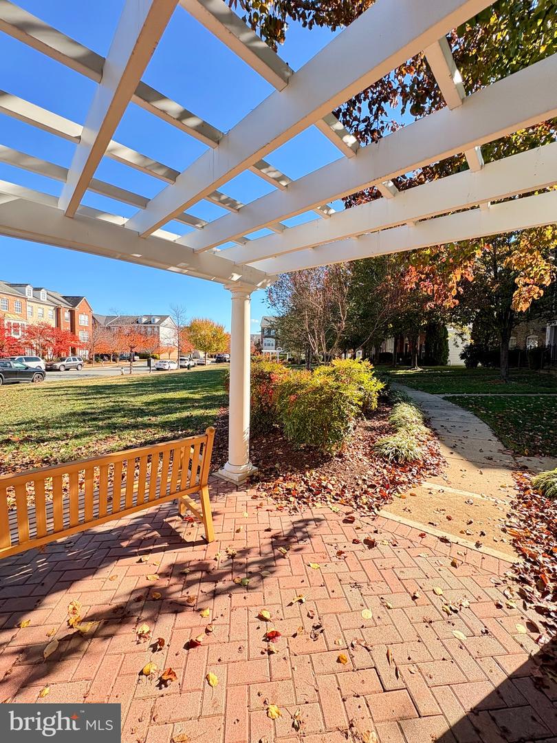 1408 WILCOX AVE, FREDERICKSBURG, Virginia 22401, 4 Bedrooms Bedrooms, ,3 BathroomsBathrooms,Residential,For sale,1408 WILCOX AVE,VAFB2009372 MLS # VAFB2009372