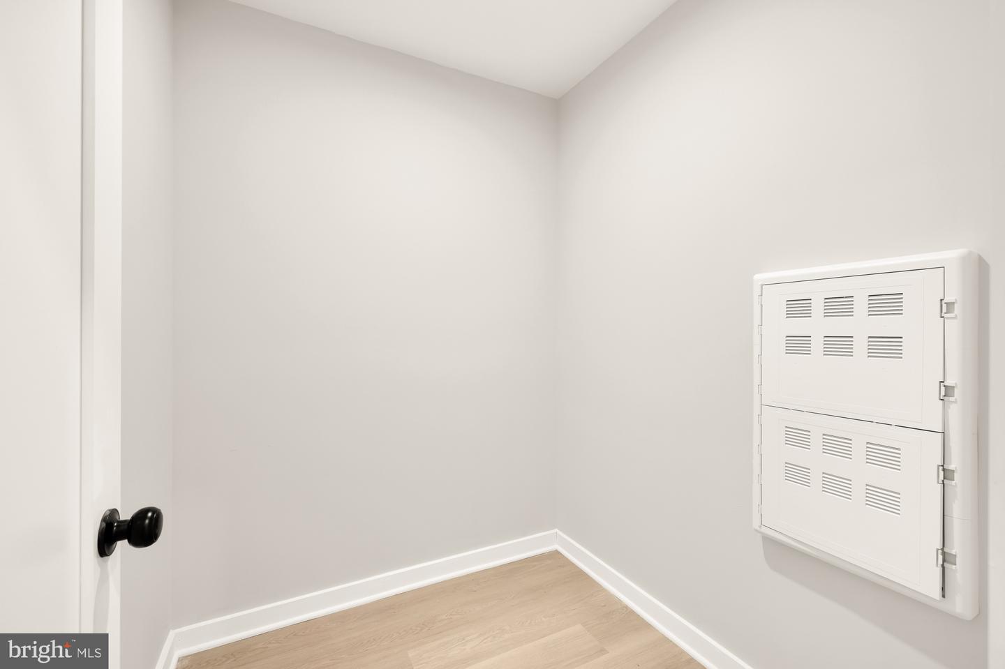 2606 41ST ST NW #1, WASHINGTON, District Of Columbia 20007, 2 Bedrooms Bedrooms, ,2 BathroomsBathrooms,Residential,For sale,2606 41ST ST NW #1,DCDC2233842 MLS # DCDC2233842