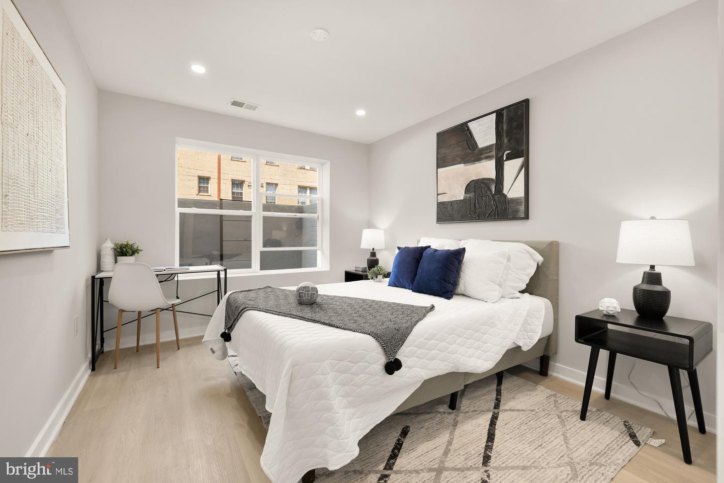 2606 41ST ST NW #1, WASHINGTON, District Of Columbia 20007, 2 Bedrooms Bedrooms, ,2 BathroomsBathrooms,Residential,For sale,2606 41ST ST NW #1,DCDC2233842 MLS # DCDC2233842