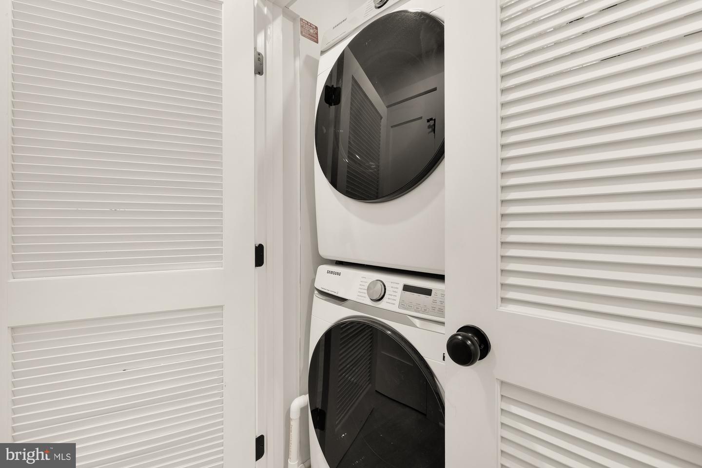 2606 41ST ST NW #1, WASHINGTON, District Of Columbia 20007, 2 Bedrooms Bedrooms, ,2 BathroomsBathrooms,Residential,For sale,2606 41ST ST NW #1,DCDC2233842 MLS # DCDC2233842