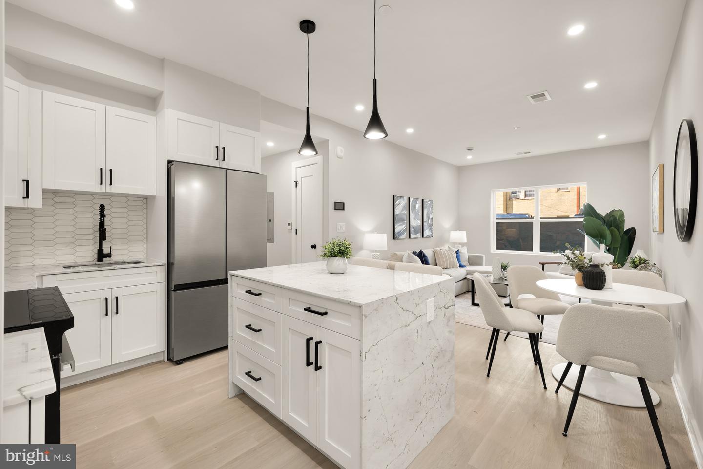 2606 41ST ST NW #1, WASHINGTON, District Of Columbia 20007, 2 Bedrooms Bedrooms, ,2 BathroomsBathrooms,Residential,For sale,2606 41ST ST NW #1,DCDC2233842 MLS # DCDC2233842