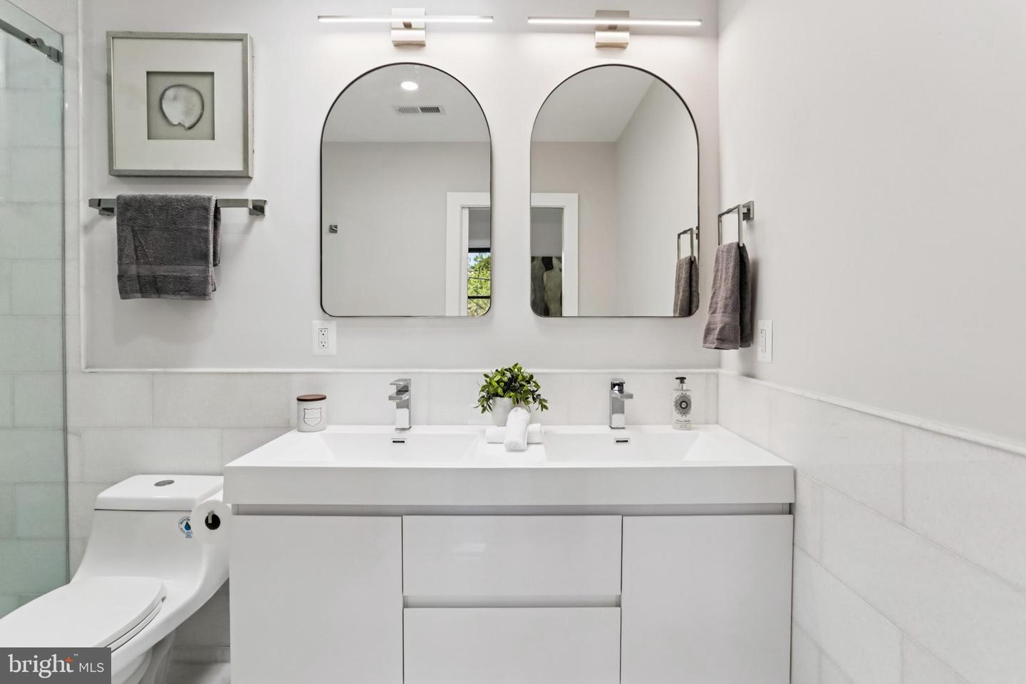 208 WEBSTER ST NW, WASHINGTON, District Of Columbia 20011, 4 Bedrooms Bedrooms, ,3 BathroomsBathrooms,Residential,For sale,208 WEBSTER ST NW,DCDC2233848 MLS # DCDC2233848