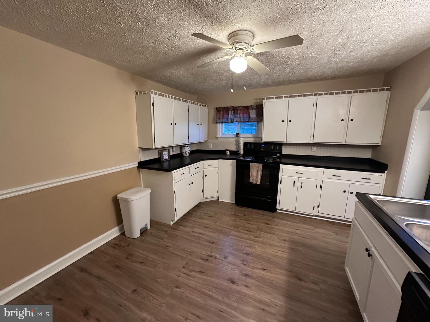 219 SEVENTH AVE, LURAY, Virginia 22835, 2 Bedrooms Bedrooms, ,1 BathroomBathrooms,Residential,For sale,219 SEVENTH AVE,VAPA2005700 MLS # VAPA2005700 219 SEVENTH AVE, LURAY, Virginia 22835, 2 Bedrooms Bedrooms, ,1 BathroomBathrooms,Residential,For sale,219 SEVENTH AVE,VAPA2005700 MLS # VAPA2005700