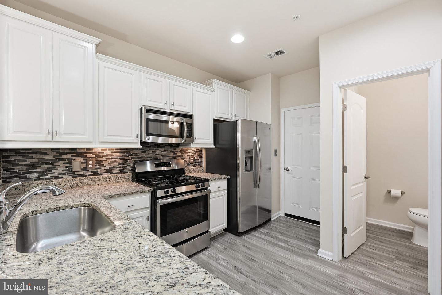 4936 DANE RIDGE CIR, WOODBRIDGE, Virginia 22193, 3 Bedrooms Bedrooms, ,2 BathroomsBathrooms,Residential,For sale,4936 DANE RIDGE CIR,VAPW2108624 MLS # VAPW2108624 4936 DANE RIDGE CIR, WOODBRIDGE, Virginia 22193, 3 Bedrooms Bedrooms, ,2 BathroomsBathrooms,Residential,For sale,4936 DANE RIDGE CIR,VAPW2108624 MLS # VAPW2108624