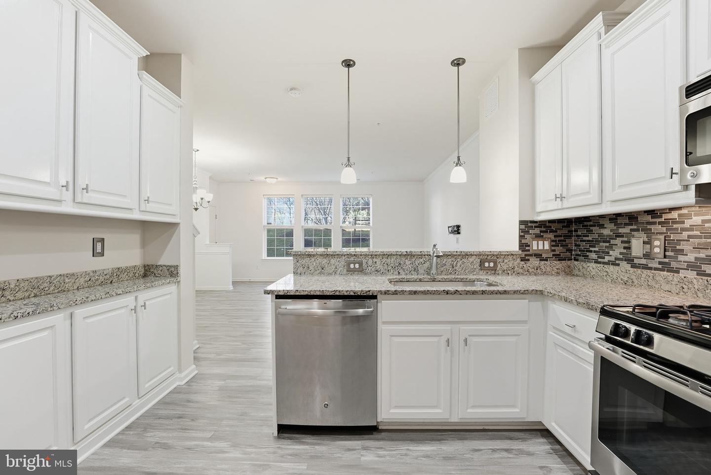 4936 DANE RIDGE CIR, WOODBRIDGE, Virginia 22193, 3 Bedrooms Bedrooms, ,2 BathroomsBathrooms,Residential,For sale,4936 DANE RIDGE CIR,VAPW2108624 MLS # VAPW2108624 4936 DANE RIDGE CIR, WOODBRIDGE, Virginia 22193, 3 Bedrooms Bedrooms, ,2 BathroomsBathrooms,Residential,For sale,4936 DANE RIDGE CIR,VAPW2108624 MLS # VAPW2108624