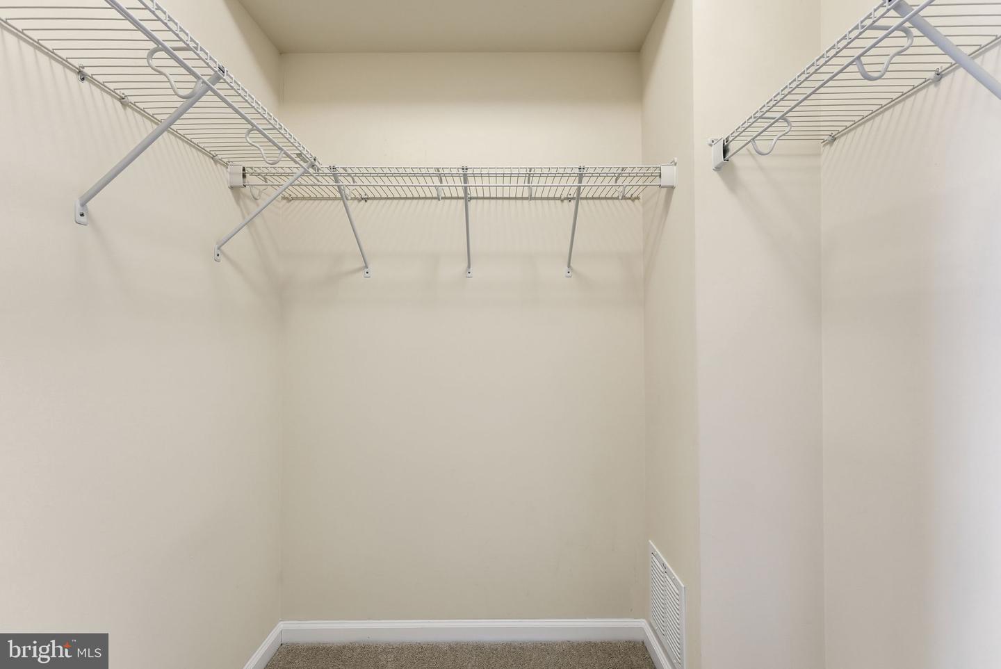 4936 DANE RIDGE CIR, WOODBRIDGE, Virginia 22193, 3 Bedrooms Bedrooms, ,2 BathroomsBathrooms,Residential,For sale,4936 DANE RIDGE CIR,VAPW2108624 MLS # VAPW2108624 4936 DANE RIDGE CIR, WOODBRIDGE, Virginia 22193, 3 Bedrooms Bedrooms, ,2 BathroomsBathrooms,Residential,For sale,4936 DANE RIDGE CIR,VAPW2108624 MLS # VAPW2108624