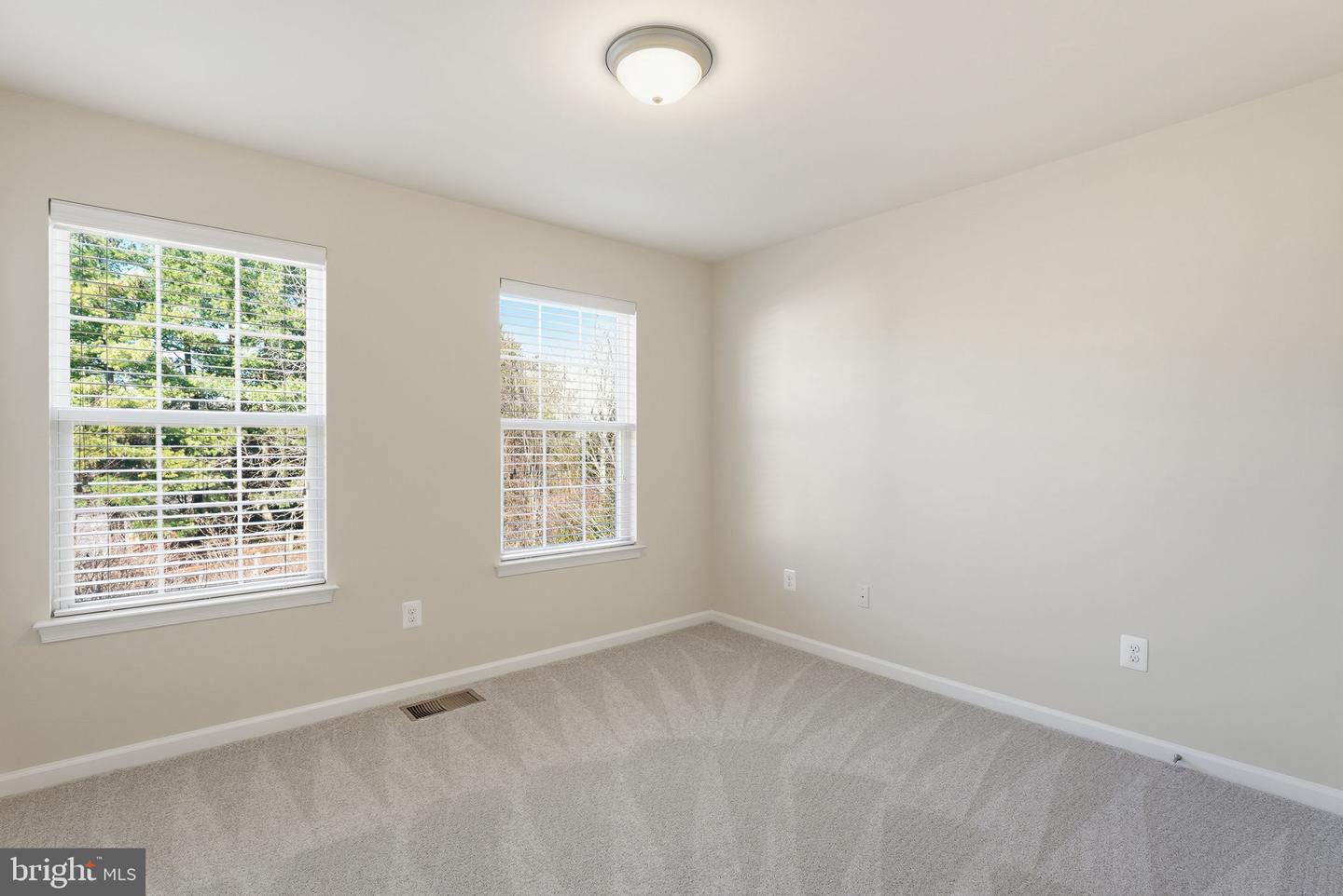 4936 DANE RIDGE CIR, WOODBRIDGE, Virginia 22193, 3 Bedrooms Bedrooms, ,2 BathroomsBathrooms,Residential,For sale,4936 DANE RIDGE CIR,VAPW2108624 MLS # VAPW2108624 4936 DANE RIDGE CIR, WOODBRIDGE, Virginia 22193, 3 Bedrooms Bedrooms, ,2 BathroomsBathrooms,Residential,For sale,4936 DANE RIDGE CIR,VAPW2108624 MLS # VAPW2108624