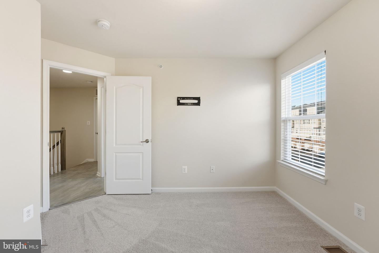 4936 DANE RIDGE CIR, WOODBRIDGE, Virginia 22193, 3 Bedrooms Bedrooms, ,2 BathroomsBathrooms,Residential,For sale,4936 DANE RIDGE CIR,VAPW2108624 MLS # VAPW2108624 4936 DANE RIDGE CIR, WOODBRIDGE, Virginia 22193, 3 Bedrooms Bedrooms, ,2 BathroomsBathrooms,Residential,For sale,4936 DANE RIDGE CIR,VAPW2108624 MLS # VAPW2108624