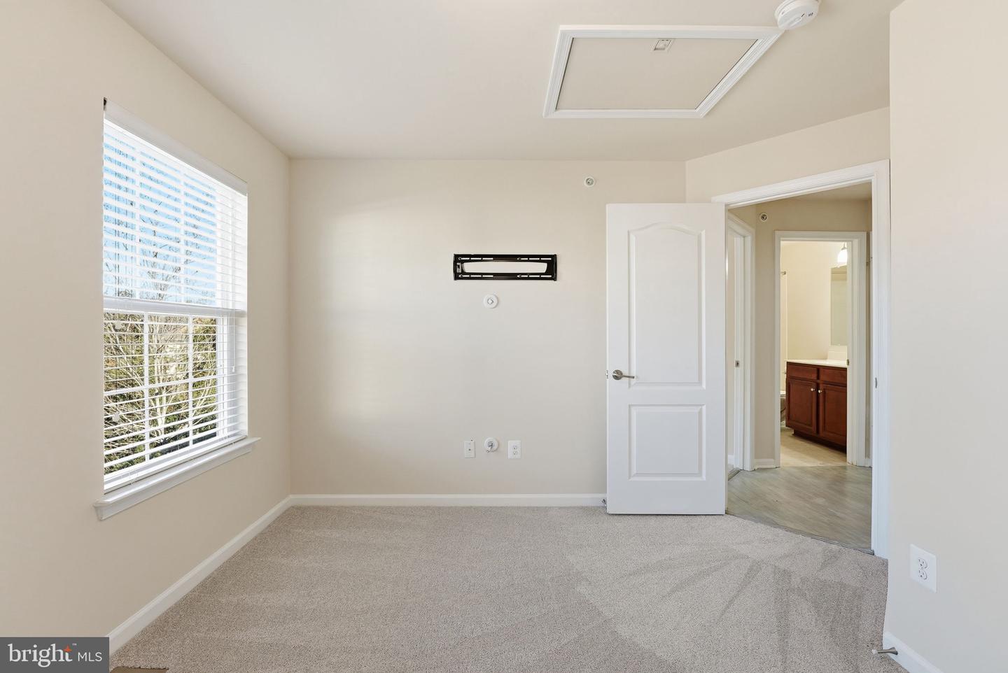 4936 DANE RIDGE CIR, WOODBRIDGE, Virginia 22193, 3 Bedrooms Bedrooms, ,2 BathroomsBathrooms,Residential,For sale,4936 DANE RIDGE CIR,VAPW2108624 MLS # VAPW2108624 4936 DANE RIDGE CIR, WOODBRIDGE, Virginia 22193, 3 Bedrooms Bedrooms, ,2 BathroomsBathrooms,Residential,For sale,4936 DANE RIDGE CIR,VAPW2108624 MLS # VAPW2108624